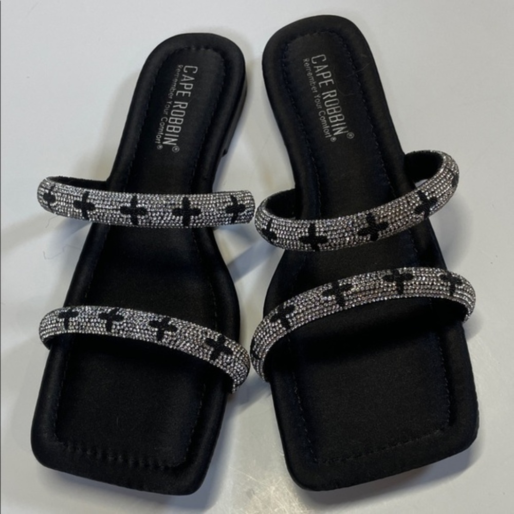 Cape Robbin Rhinestone Double Strap Slide Sandals Women’s Size 6
